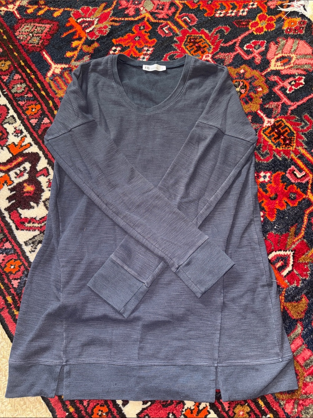 FIG Women’s Navy Blue Long Sleeve Crewneck Sweater, size L.
